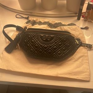 Tory burch fleming belt bag